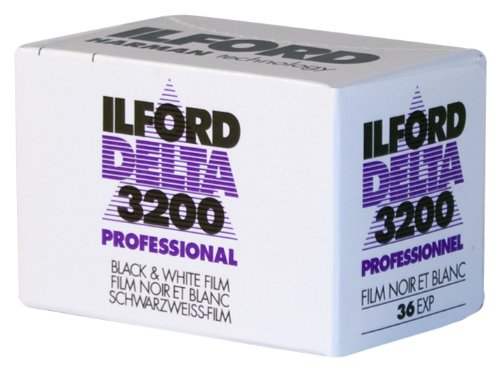 Product Cover Ilford 1887710 DELTA 3200 Professional, Black and White Print Film, 135 (35 mm), ISO 3200, 36 Exposures