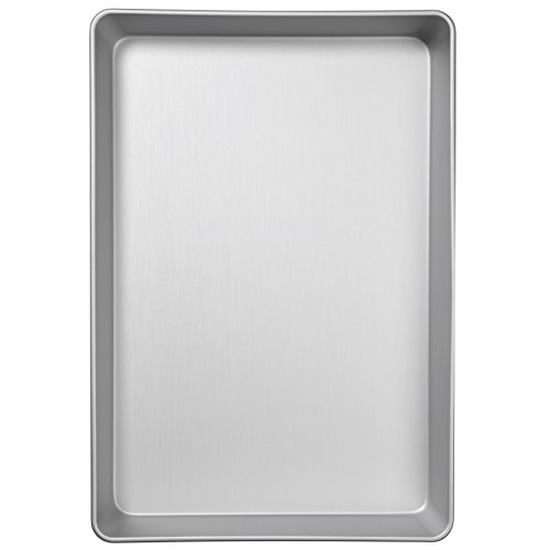 Product Cover Wilton Performance Pans Aluminum Large Sheet Cake Pan, 12 x 18-Inch