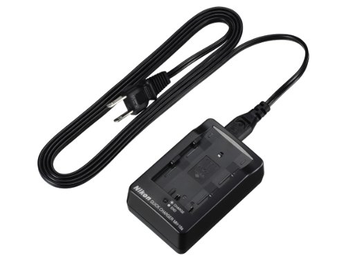 Product Cover Nikon MH-18a Quick Battery Charger for the EN-EL3e Battery compatible with Nikon D80, D200, D300 and D700 Digital SLR Cameras