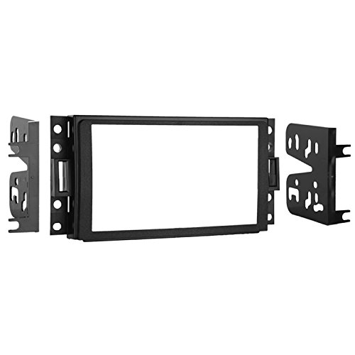 Product Cover Metra 95-3304 Double DIN Installation Kit for Select 2005-2006 GM/Chevrolet Vehicles (Black)