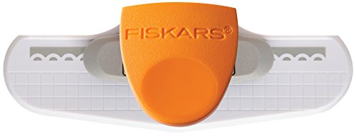 Product Cover Fiskars Border Punch, Apron Lace