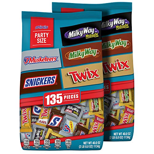 Product Cover SNICKERS, TWIX, 3 MUSKETEERS, MILKY WAY & MILKY WAY Midnight Minis Size Chocolate Candy Bars Variety Mix, 40-Ounce Bag (Pack of 2)