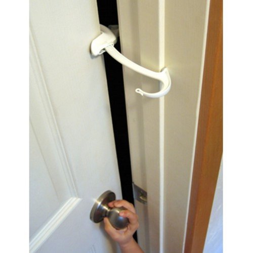 Product Cover DOOR MONKEY Door Lock & Pinch Guard - Safety Door Lock For Kids - Baby Proof Door Lock For Bedrooms, Bathrooms & Kitchens - Easy, Convenient & Simple To Install - Very Portable - Great For Dogs & Cats