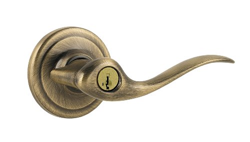 Product Cover Kwikset Tustin Entry Lever featuring SmartKey in Antique Brass