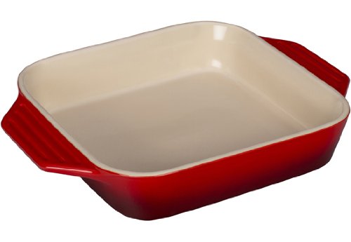 Product Cover Le Creuset Stoneware Square Dish, 9.5-Inch, Cerise (Cherry Red)