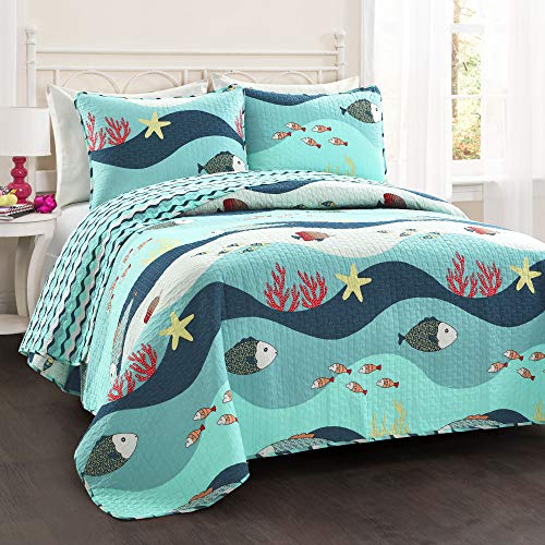 Product Cover Lush Decor Sealife Fish Ocean Wave Reversible 3 Piece Quilt Bedding Set, Full/Queen, Blue