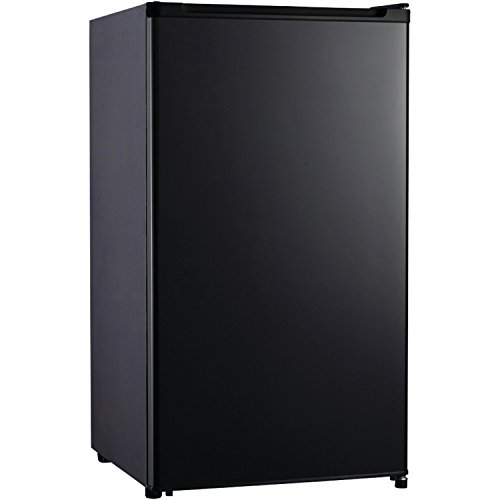 Product Cover Magic Chef MCAR320B2 All Refrigerator, 3.2 cu.ft, Black