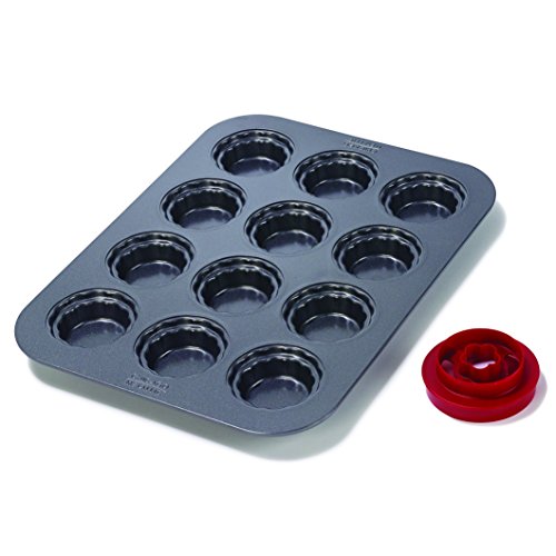 Product Cover Chicago Metallic Professional Mini-Pie Pan with Cutting Tool, 14.5-Inch-by-10.75-Inch
