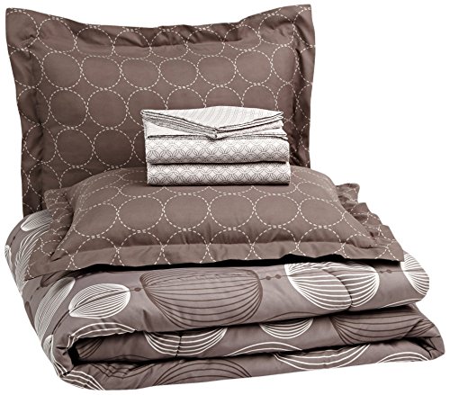 Product Cover AmazonBasics 7-Piece Light-Weight Microfiber Bed-In-A-Bag Comforter Bedding Set - Full or Queen, Industrial Grey