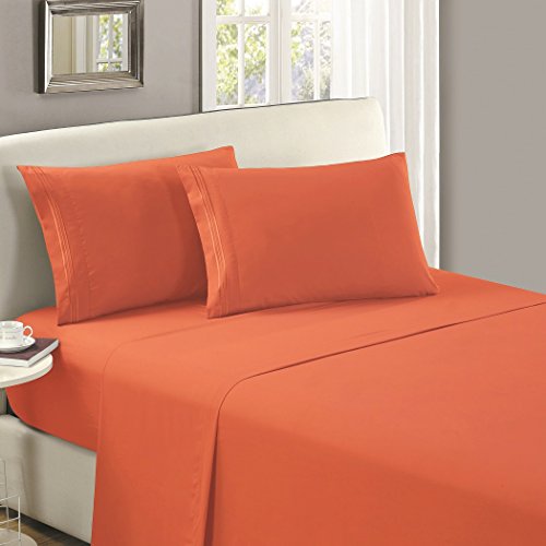 Product Cover Mellanni Flat Sheet California King Persimmon - Brushed Microfiber 1800 Bedding Top Sheet - Wrinkle, Fade, Stain Resistant - Ultra Soft - Hypoallergenic (California King, Persimmon)