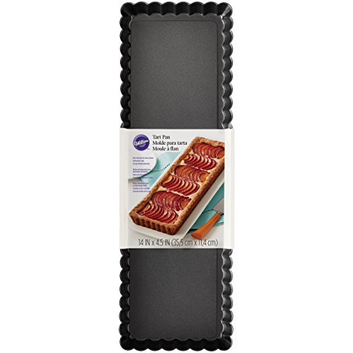 Product Cover Wilton Extra Long Non-Stick Tart and Quiche Pan, the Fluted Edges on Your Tarts and Quiches will Add a Touch of Flair, 14 x 4.5-Inch