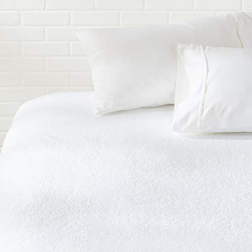 Product Cover AmazonBasics Hypoallergenic Waterproof Fitted Mattress Protector Cover - Queen
