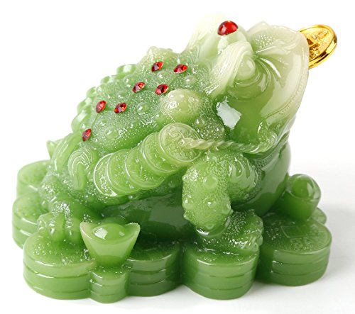 Product Cover Feng Shui Green Color Money Frog (Three Legged Wealth Frog or Money Toad) Statue Car Dashboard Decoration, Attract Wealth and Good Luck