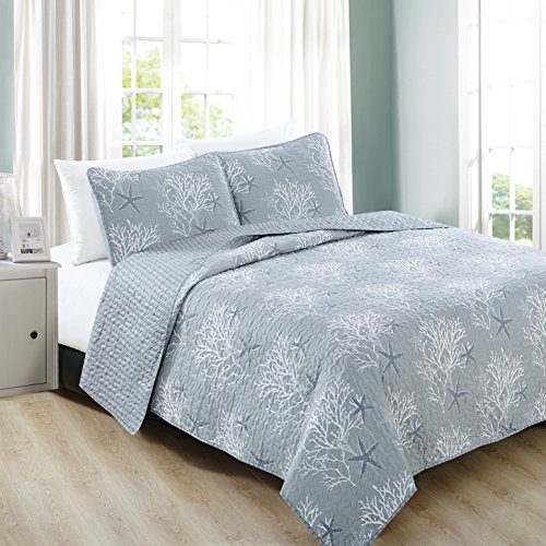 Product Cover Home Fashion Designs 3-Piece Coastal Beach Theme Quilt Set with Shams. Soft All-Season Luxury Microfiber Reversible Bedspread and Coverlet. Fenwick Collection Brand. (Full/Queen, Pearl Blue)