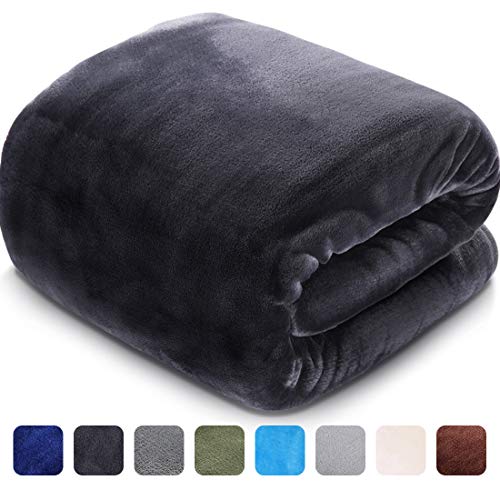 Product Cover LEISURE TOWN Fleece Queen Size Blanket for Fall Winter Spring All Season 330GSM Warm Fuzzy Extra Soft Throw Fleece Summer Autumn Blankets for Couch Bed Sofa, 90 by 90 Inches, Dark Grey