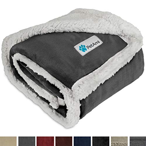 Product Cover PetAmi Premium Puppy Blanket | Pet Small Dog Blanket for Cats, Kitten | Soft, Warm, Plush, Reversible Fleece Sherpa Throw - 30x40 Inches Charcoal Gray