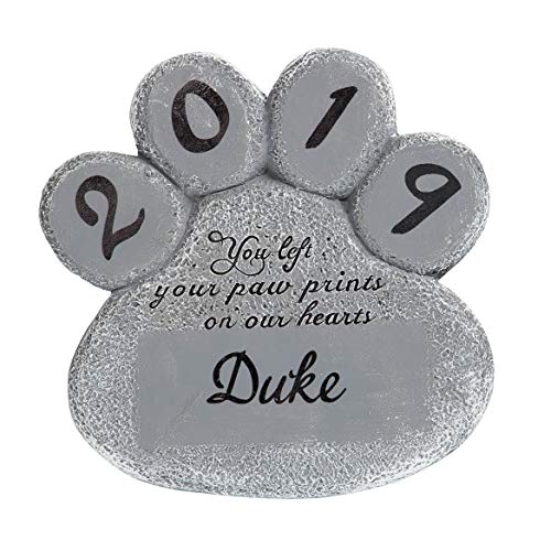 Product Cover Fox Valley Traders Personalized Pet Memorial Stone - Customize Paw Print Remembrance Garden Stone with Pet Name - Outdoor Indoor Dog or Cat - Loss of Pet Sympathy Gift