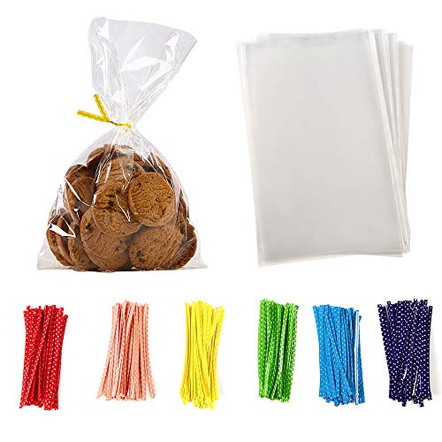 Product Cover 100 Pcs 6 in x 8 in Clear Flat Cello Cellophane Treat Bags Good for Bakery,Popcorn,Cookies, Candies,Dessert 1.2mil.Give Metallic Twist Ties!