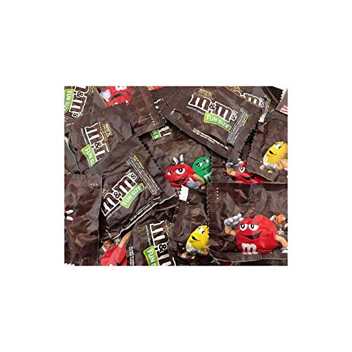 Product Cover M&M's Milk Chocolate Fun Size Candy, Bulk Pack 70-ct (Pack of 2 Pounds)