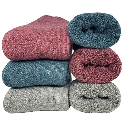 Product Cover Mens Womens Winter Thick Wool Socks Super Soft Warm Cozy Knit Christmas Fuzzy Crew Socks 3 Pairs Pack